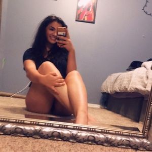 Meet your Posher, Ally